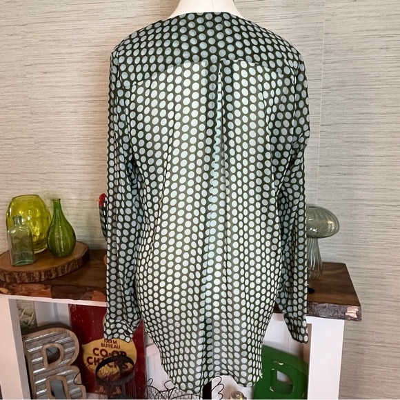 KUT from the Kloth Women's Size L Green Polka Dot Surplice V-Neck Blouse Top - Picture 9 of 10